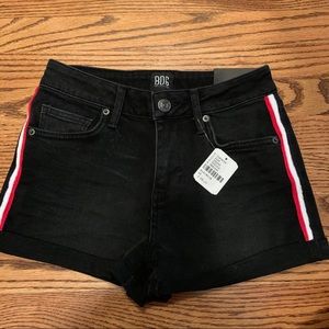 NWT BDG AXYL SHORT ✨